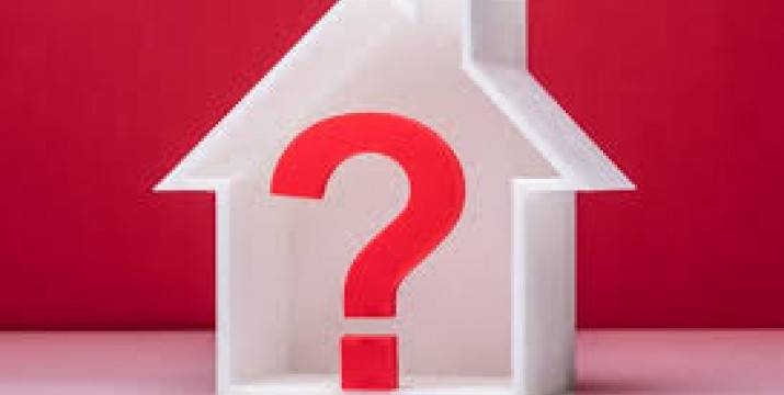 V krizi pokles cen nemovitostí a větší nabídka? Je to přesně naopak